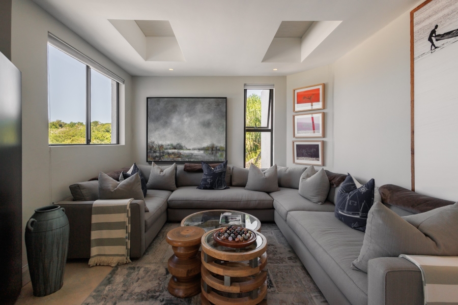 4 Bedroom Property for Sale in Hobie Beach Western Cape